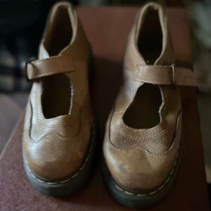 VINTAGE doc marten mary janes